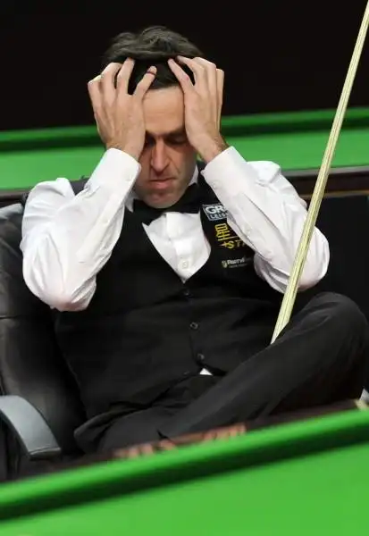 图文斯诺克大师赛奥沙利文首轮过关火箭苦恼抓头