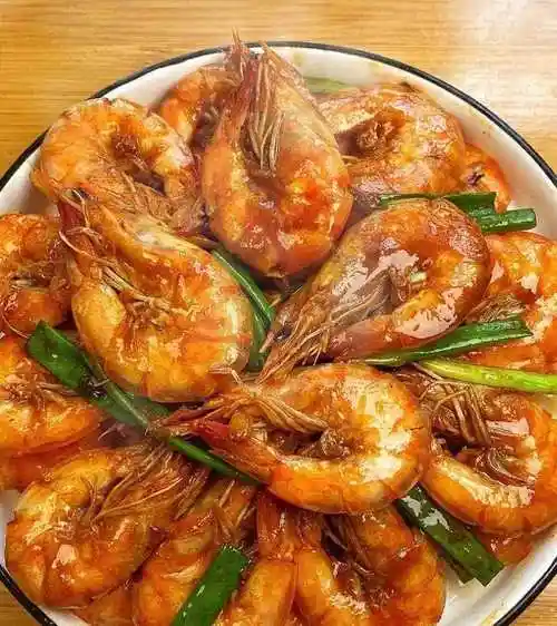 红焖大虾(红焖大虾的做法最正宗的做法)