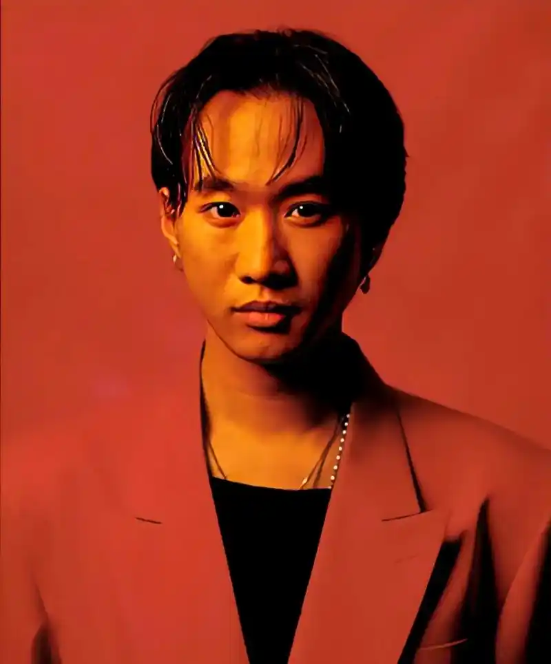 在逆境中奋起 献给所有带着梦想上路的人!#黄家驹 #beyo - 抖音