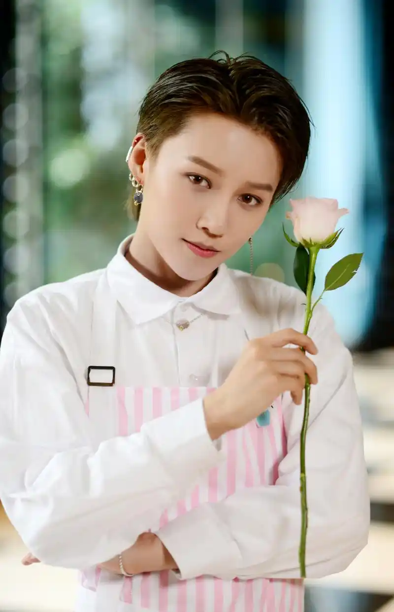 刘雨昕写真图片23