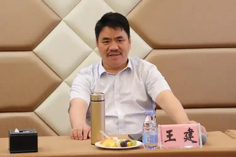 上海市重庆商会合川分会会长李俊一行来访我会参观交流