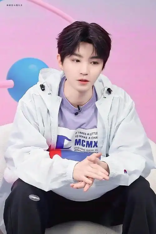 王俊凯直播##王俊凯已进组