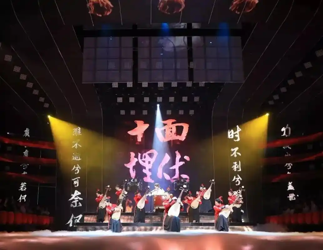 琵琶经典之作《十面埋伏》加入中国大鼓,仿佛置身两军对垒现场!