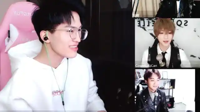 难言灿灿卡修腹肌大比拼