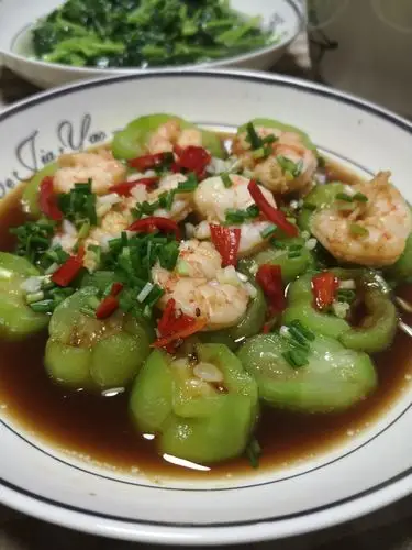 丝瓜虾仁的做法