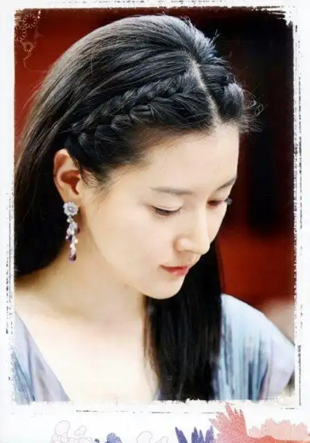 李英爱年轻的样子很美亲切的金子里很美