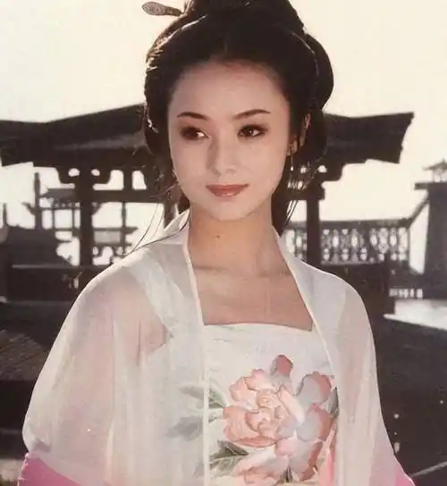 烟瘾_女明星_习惯