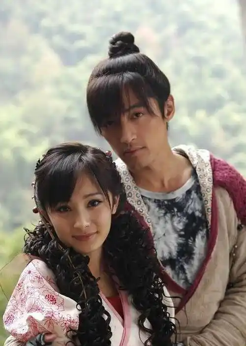 于正说不知道杨幂胡歌是什么关系,但两人之前却有情愫!