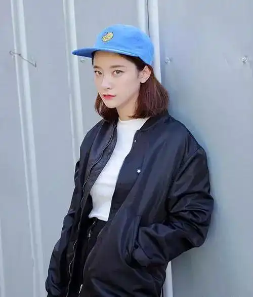 lob头搭配棒球帽让中性风格更有味! 适合戴鸭舌帽的发型