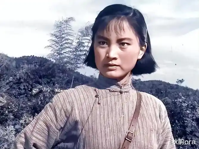 张金玲|演员张金玲:为爱息影,生子后被弃,带儿子改嫁富商后终获幸福