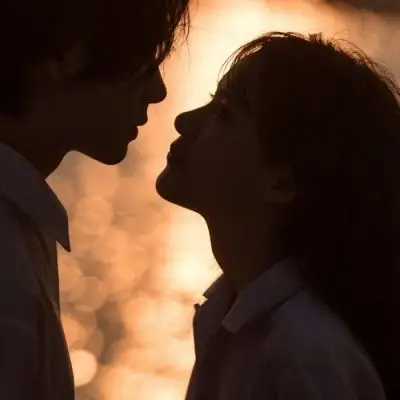 情侣头像真人超甜宠溺,一左一右的高清甜蜜双人情头图片_情侣头像_美