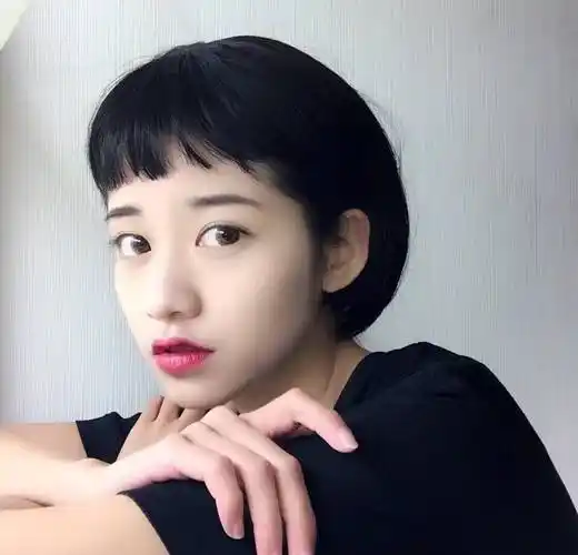 头像 图集 壁纸 原宿 刘海 短发 黑发