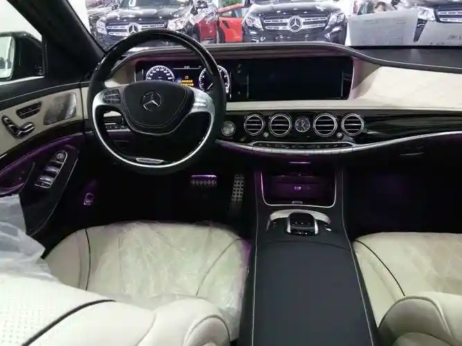 新款奔驰长轴版s400 舒适炫酷身份象征