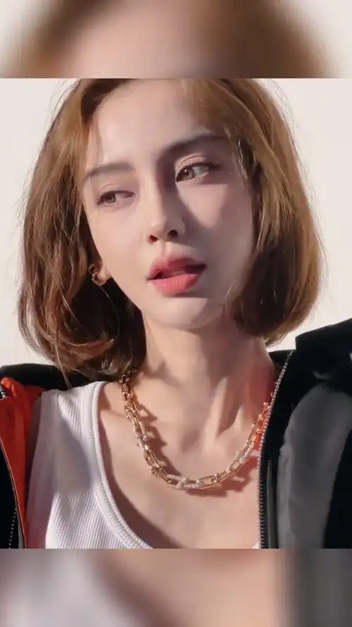 angelababy这个造型太美了,颇有早期鼻的感觉#angelababy #杨颖 #短发