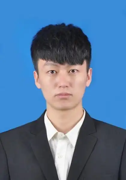 谁能帮我把照片改成1寸白底的电子版,就是上社保用的那种,多谢!