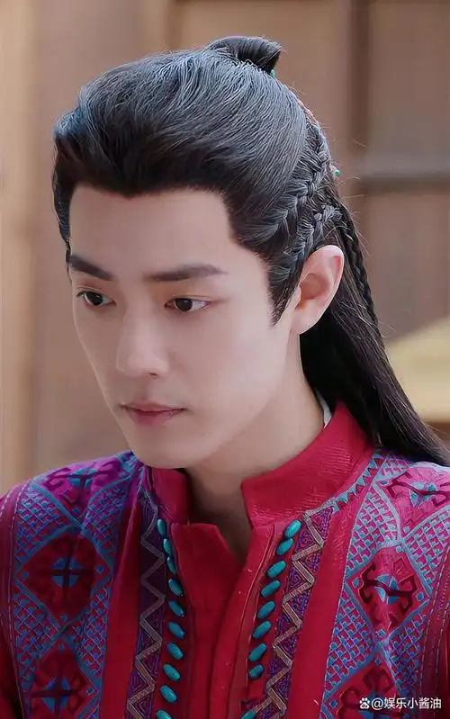 《玉骨遥》肖战唯一的红衣造型,从高冷少司命变成调皮的时影!