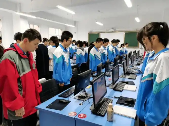 【我们这样学党史】兰州市第二中学党史学习教育进行时