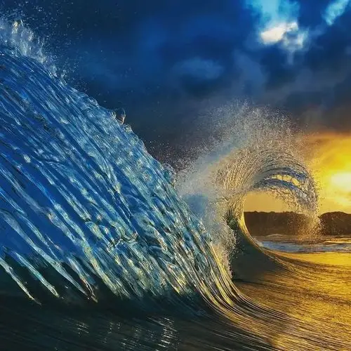 原创震撼!2018年最气势磅礴的15幅海洋摄影作品