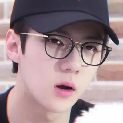 吴世勋回眸一笑