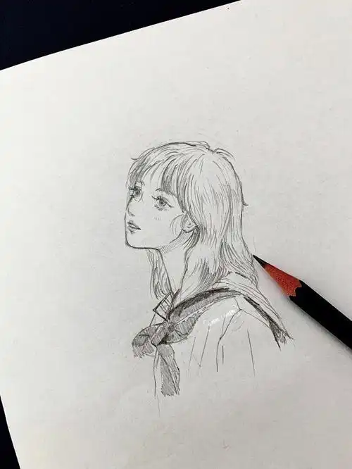 线稿总是喜欢你的侧脸