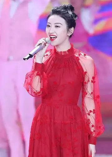 2019流行发型,春晚女星给你示范!