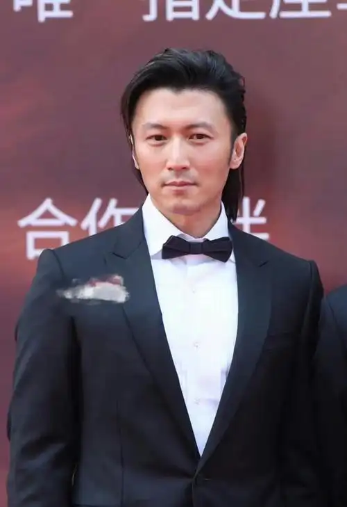 沈腾,谢霆锋最真实,62岁刘德华成男星照妖镜|军训|苏有朋|粤语歌曲