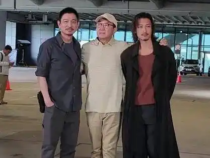 逃亡企划日报社的微博视频