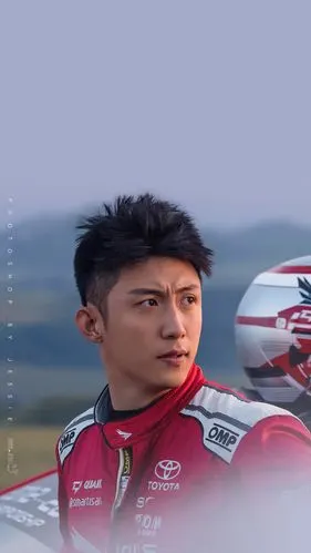 黄景瑜丨《飞驰人生》林臻东丨壁-海阔凭瑜玥