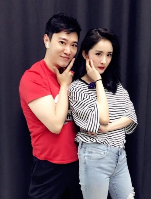 杨幂和男友人多张合照曝光!