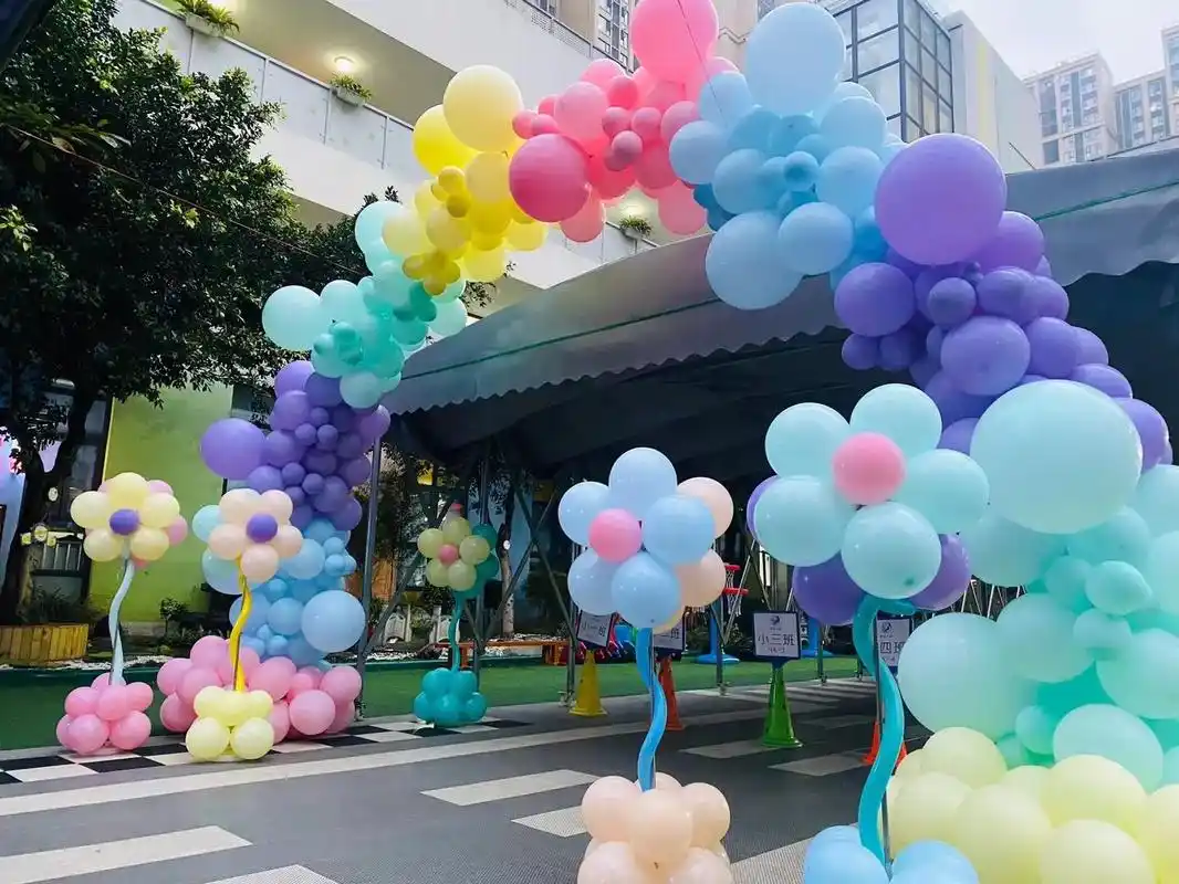 给幼儿园做了一场开学场景布置,主要是气球 - 抖音