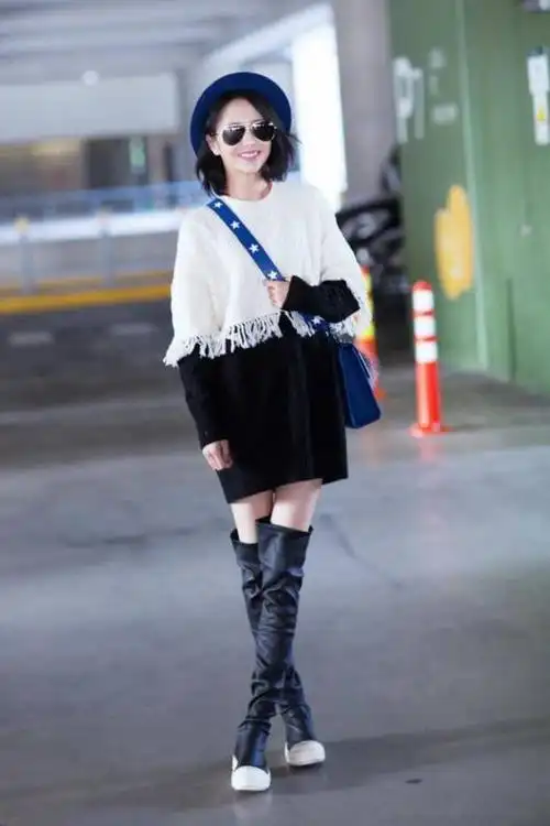 佟丽娅身材比例好,衣服"毛绒绒"看着好温柔,真招人喜欢