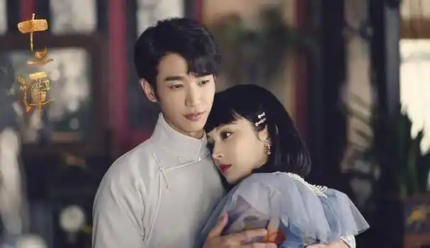 刘以豪被娜扎亲出口红印为什么会上热搜?大家如何评论的?