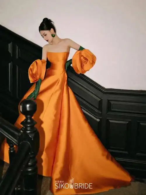 心想事成的爱马仕橙色礼服也太好看了