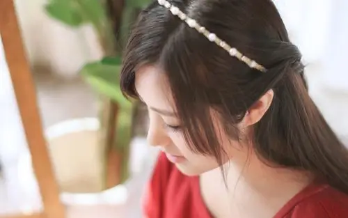 治愈系美女韩芷汐电脑高清壁纸