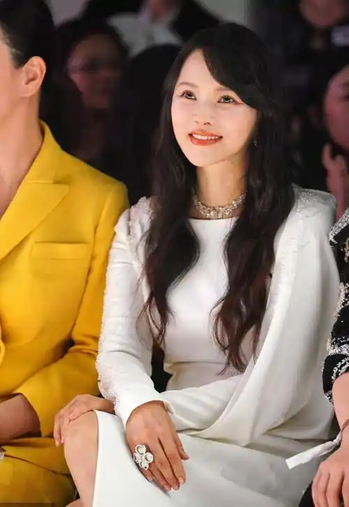 50岁的伊能静自称"美少女",一直坚持自己的饮食方法,来看看吧_营养