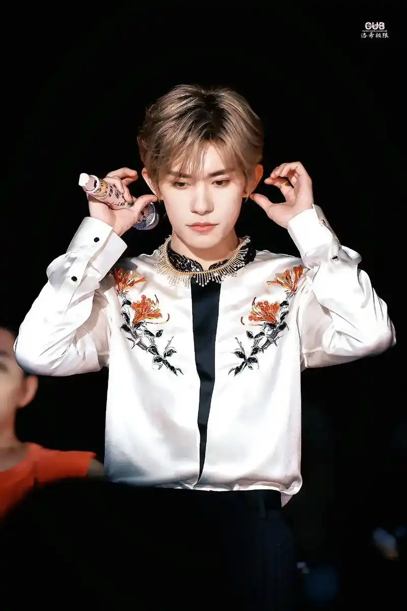 tfboys十年之约 #玺子哥 #易烊千玺 #努力去见他  - 抖音