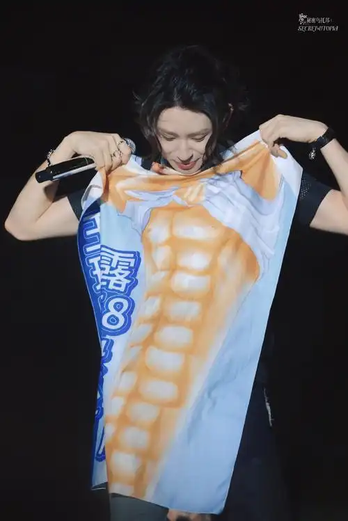 小鬼把更多时间花在音乐上##小鬼王琳凯深圳科罗娜音乐节##小鬼