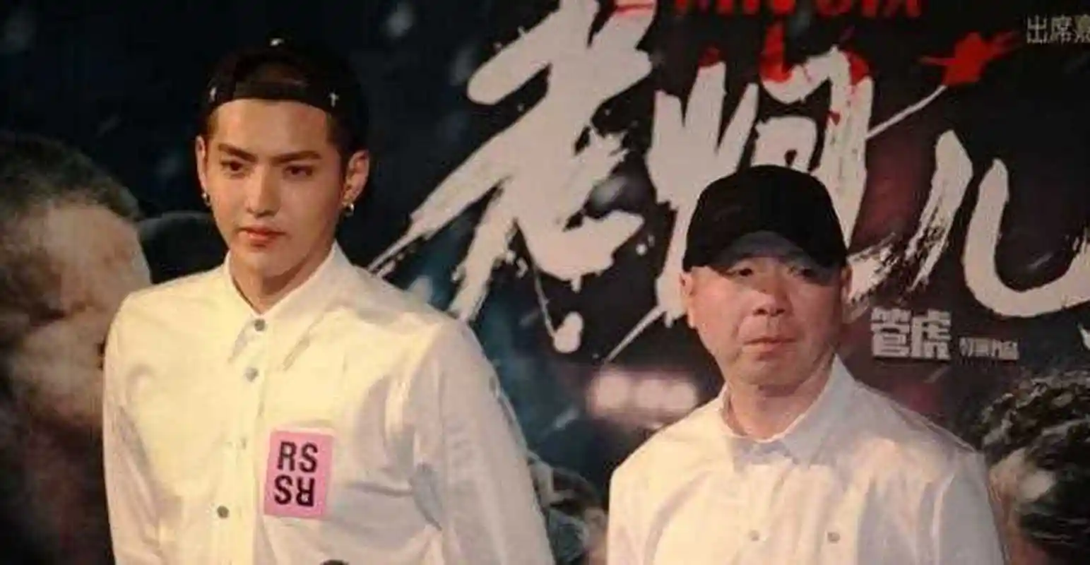 最喜欢批判年轻演员演技的冯小刚,也被吴亦凡的虚拟人设蒙蔽双眼