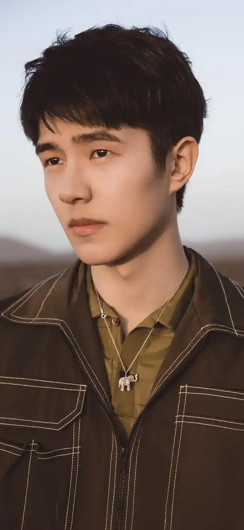 刘昊然壁纸,与你共享这份美好.