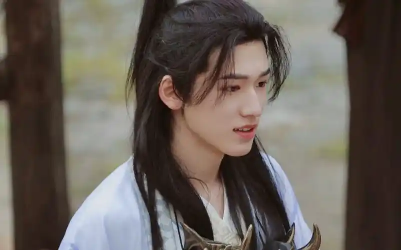 宋亚轩小宋老师快乐是什么宋亚轩萌探古装造型路透