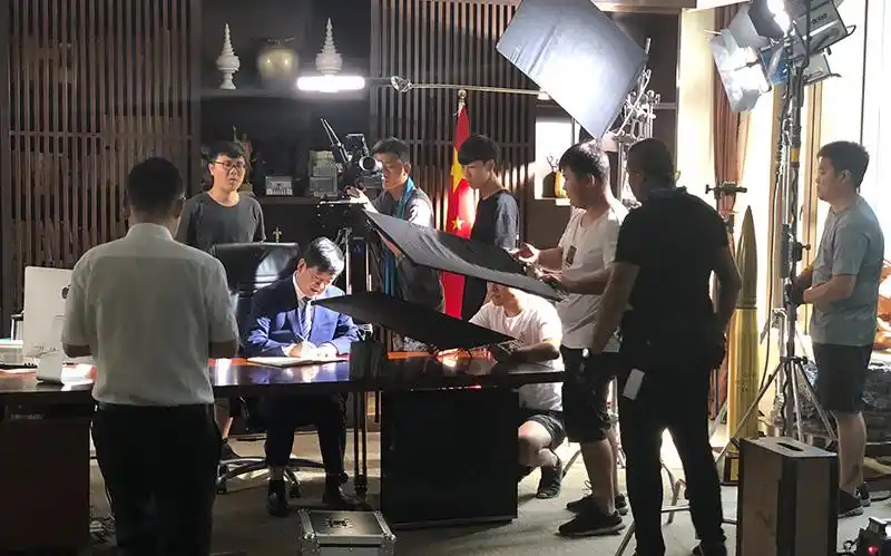 东岭宣传片拍摄花絮_西安铿锵影视|企业宣传片|广告片制作|宣传片拍摄