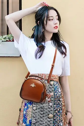 迪丽热巴明星同款女上新小包包春夏新款潮韩版时尚百搭单肩斜挎包