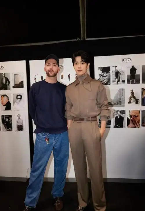 肖战与两大奢总监的合影,183.