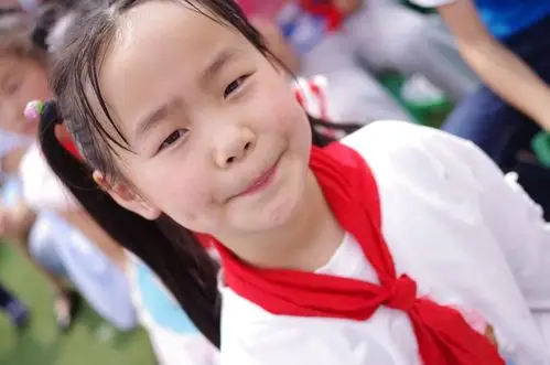 天真烂漫的童年 阳光灿烂的笑容