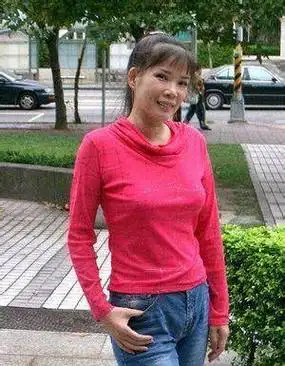 唱《粉红色的回忆》的韩宝仪,为家庭隐退歌坛,生活得平淡而快乐_声音