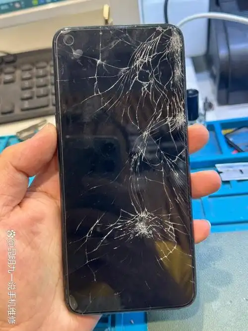 手机屏幕碎了如何维修?