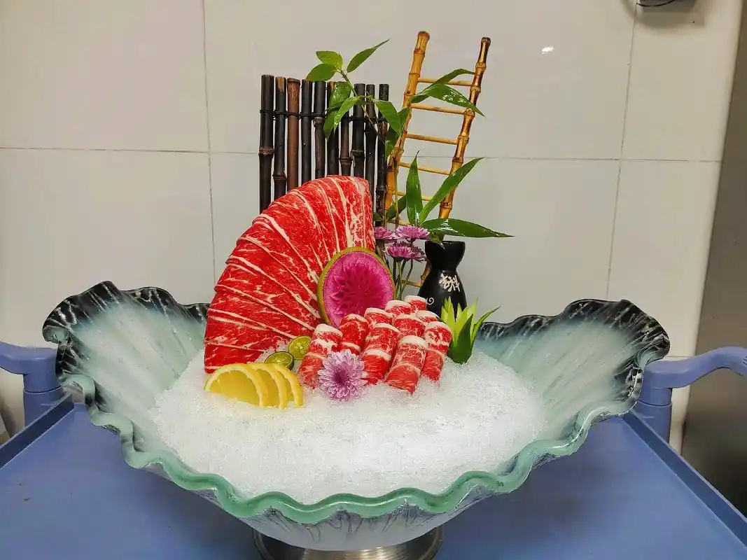 分享一个雪花牛肉打边炉摆盘,喜欢的点个关注#图文伙伴计划 # - 抖音