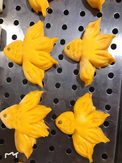 金鱼馒头