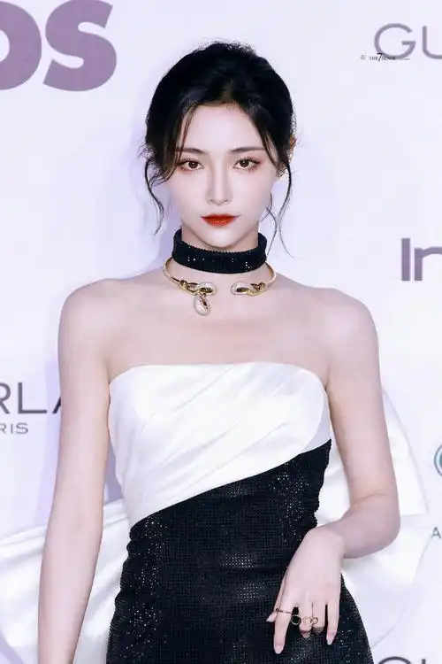 许佳琪 - 堆糖,美图壁纸兴趣社区