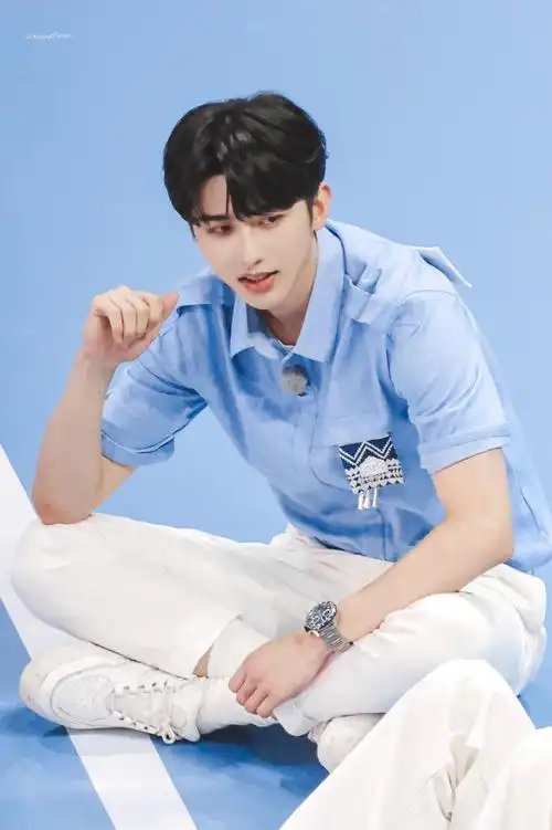 蔡徐坤超话06#奔跑吧蔡徐坤#383836313737 丽水可爱到